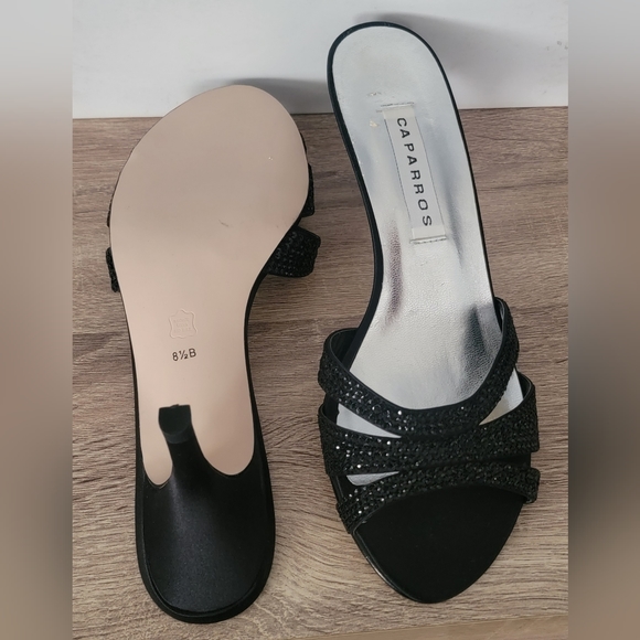 CAPARROS Shoes - Picture 3 of 4